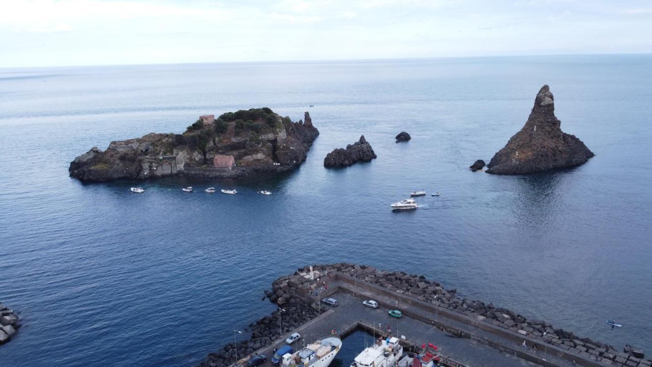 L'Isola E I Faraglioni House Apartamento Aci Trezza Exterior foto